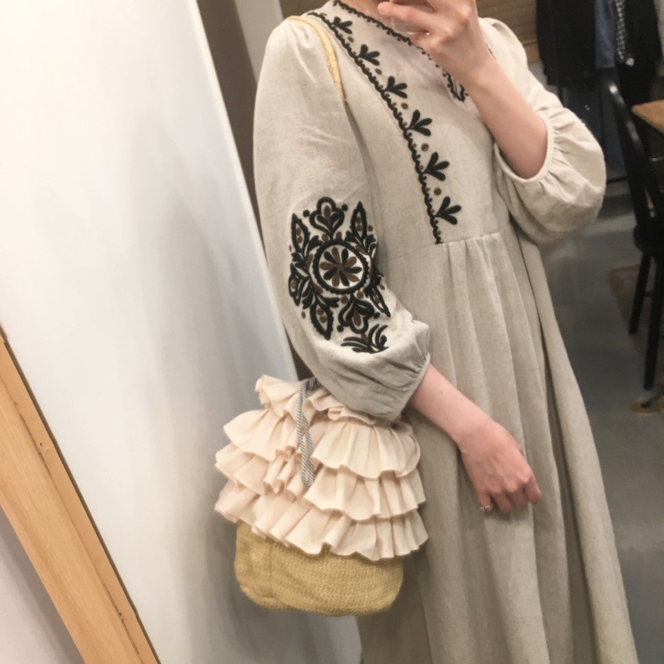 Robe Brodée Chic