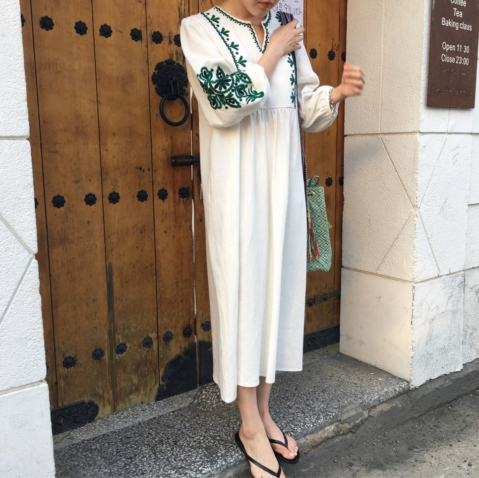 Robe Brodée Chic